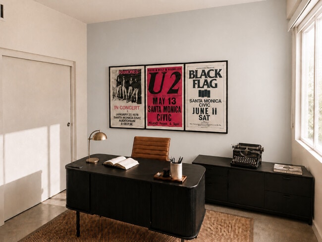 Unit 207 Concrete floors Office - Hive Barrington