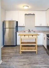 Building Photo - 1709 N 26th Ave