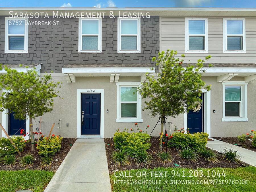 Foto principal - 8752 Daybreak St