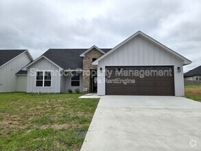 Building Photo - 9904 Ridings Dr