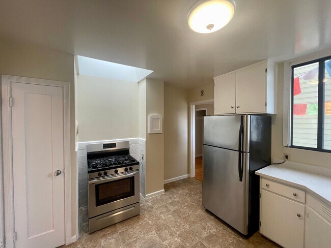 Foto del edificio - 1440-1442 Judah Street (1150r)