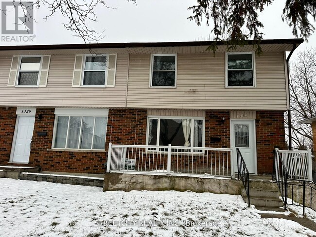 Building Photo - 1331 Limberlost Rd