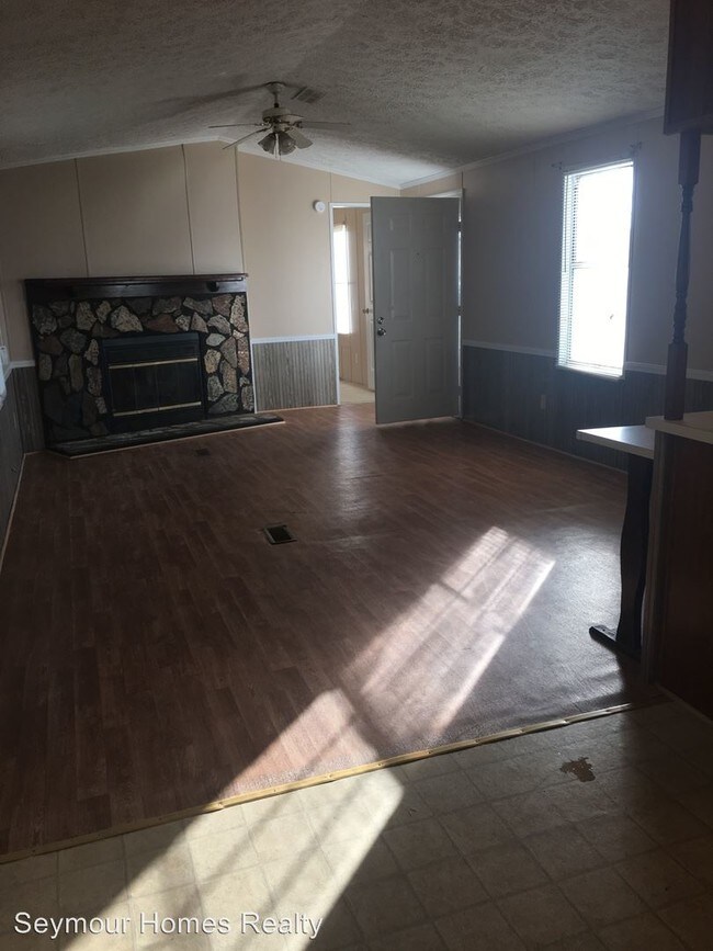 Foto del edificio - 2 br, 2 bath House - 104 Leavie Drive