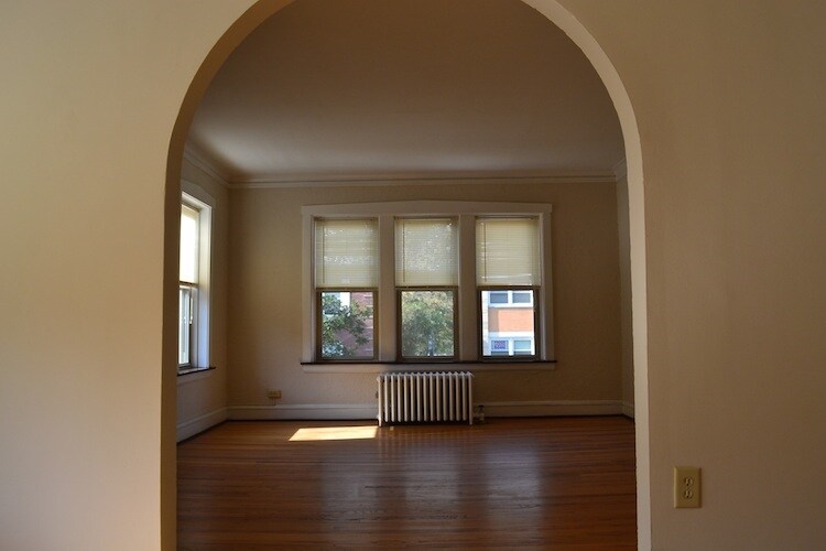 Building Photo - 119 Forest Ave