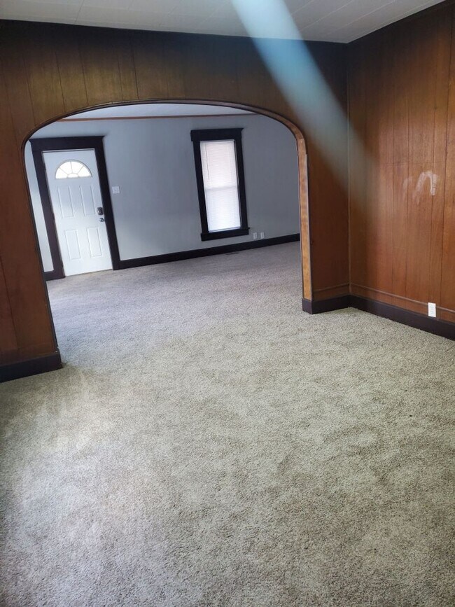 Foto del edificio - Spacious 3 Bedroom Home For Rent!