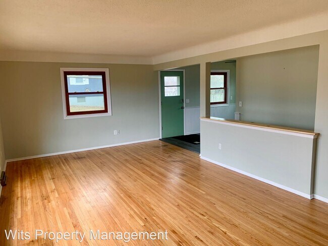 Foto del edificio - 3 br, 1 bath House - 13808 Scott Street