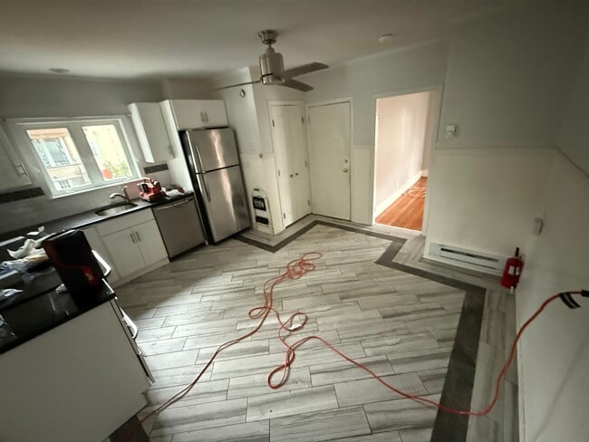 Building Photo - 14 Seagirt Ave