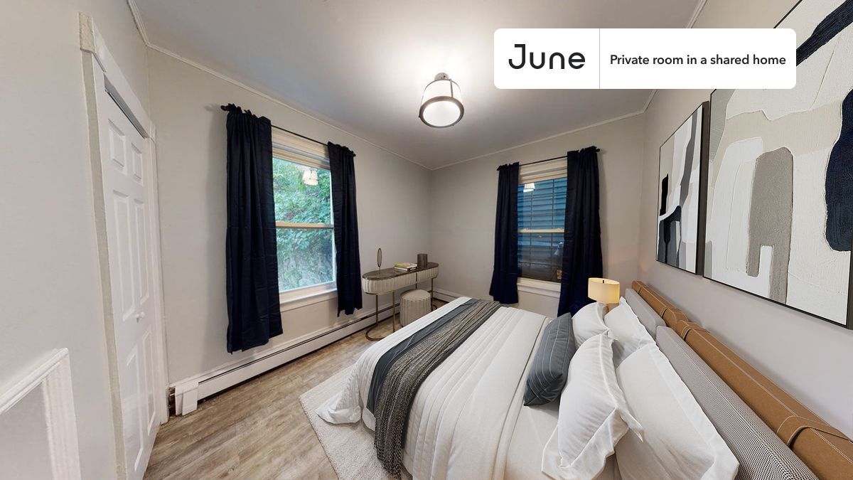 Private bedroom in 3 bed/1 bath Home - Private bedroom in 3 bed/1 bath Home