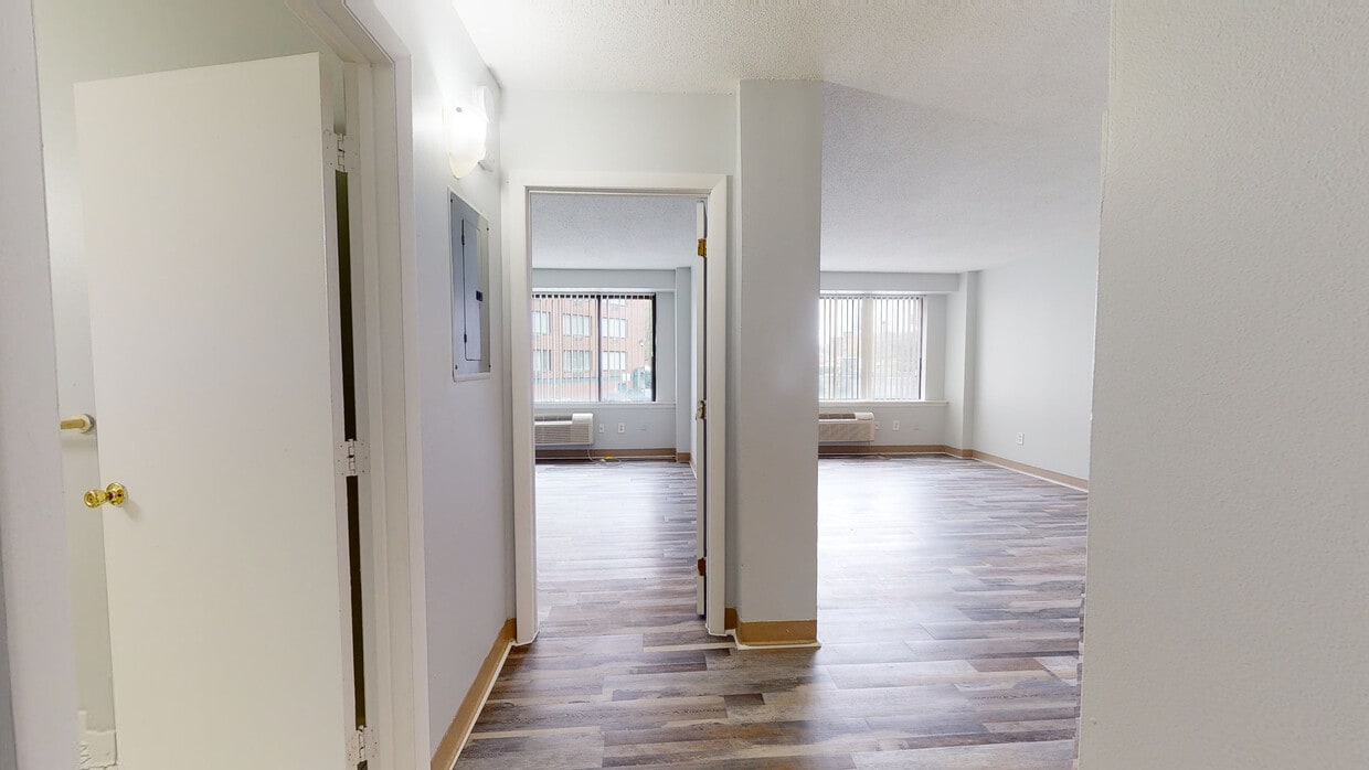 Photo - 600A LLC Apartments