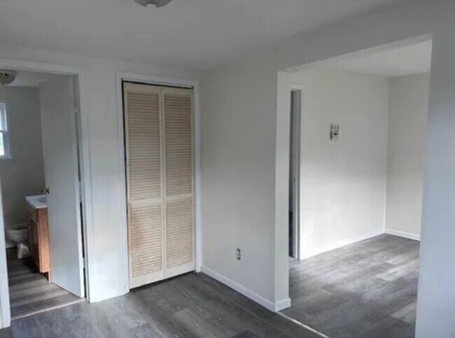 Foto del edificio - 2215 S 5th Ave