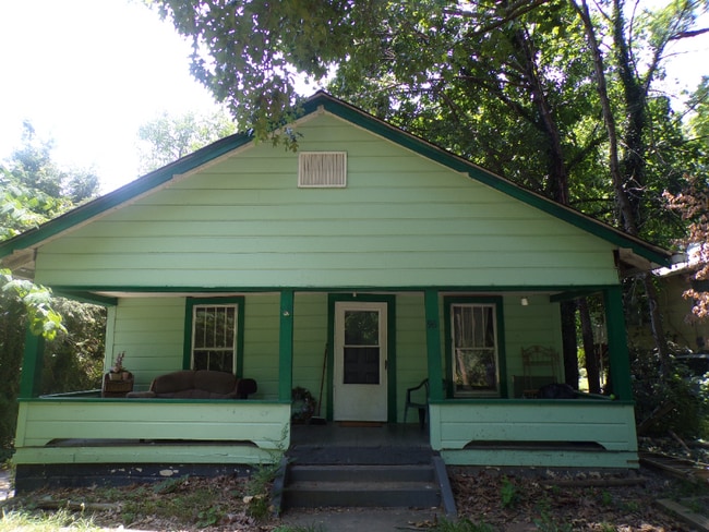 Foto del edificio - 96 Alabama Ave