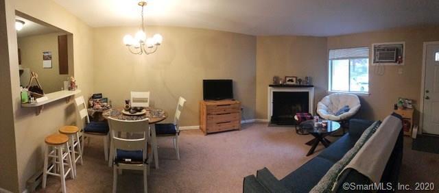 Foto del edificio - 8 Rose Ln