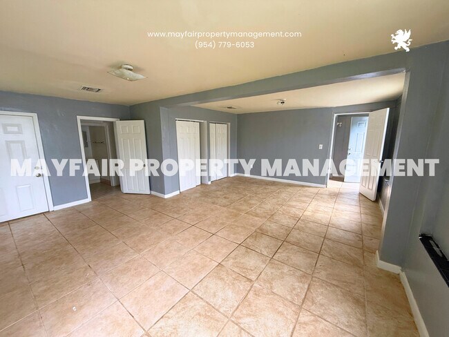 Foto del edificio - 13325 NW 17th Ave