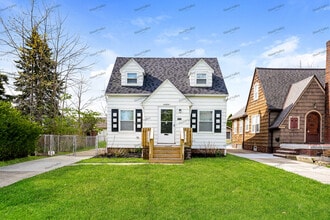 Building Photo - 26590 Mallard Ave