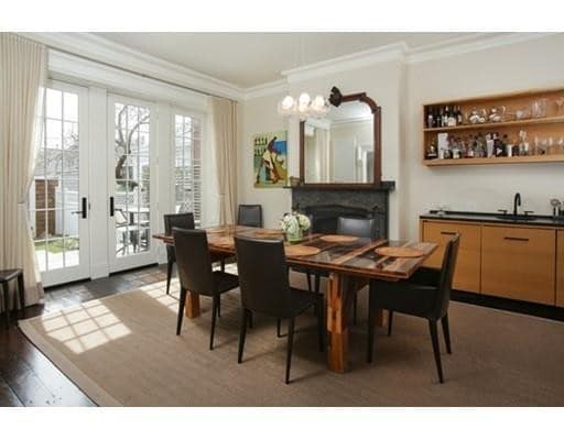 Building Photo - 35 Union St