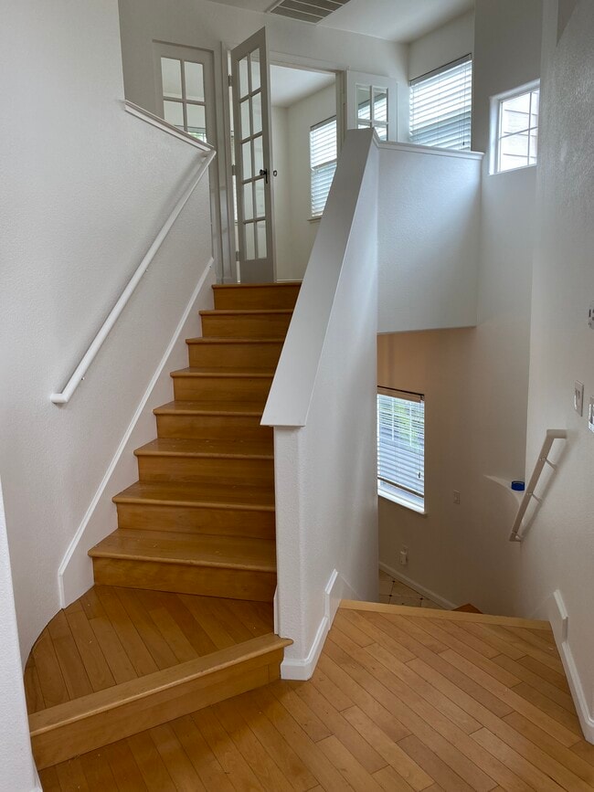 Foto del edificio - 1240 Kondos Ave