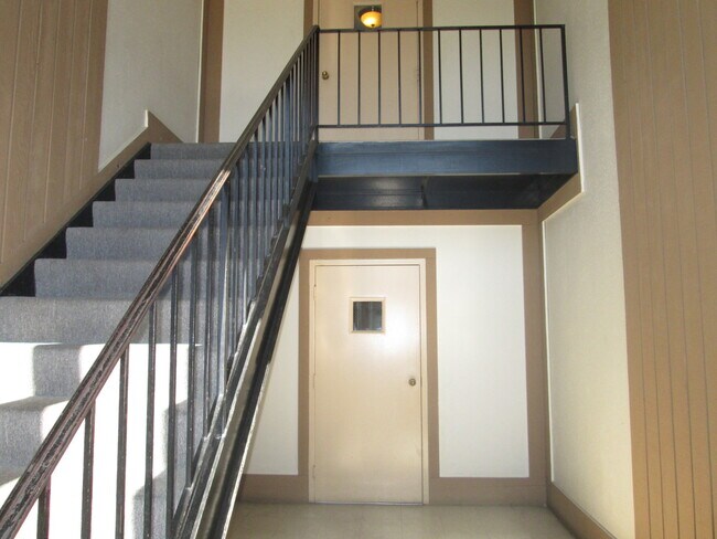 Foto del edificio - 800 Brook Dr