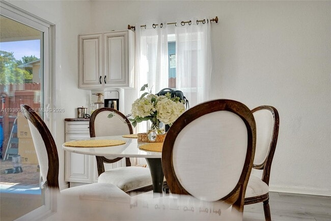 Foto del edificio - 1129 10th St