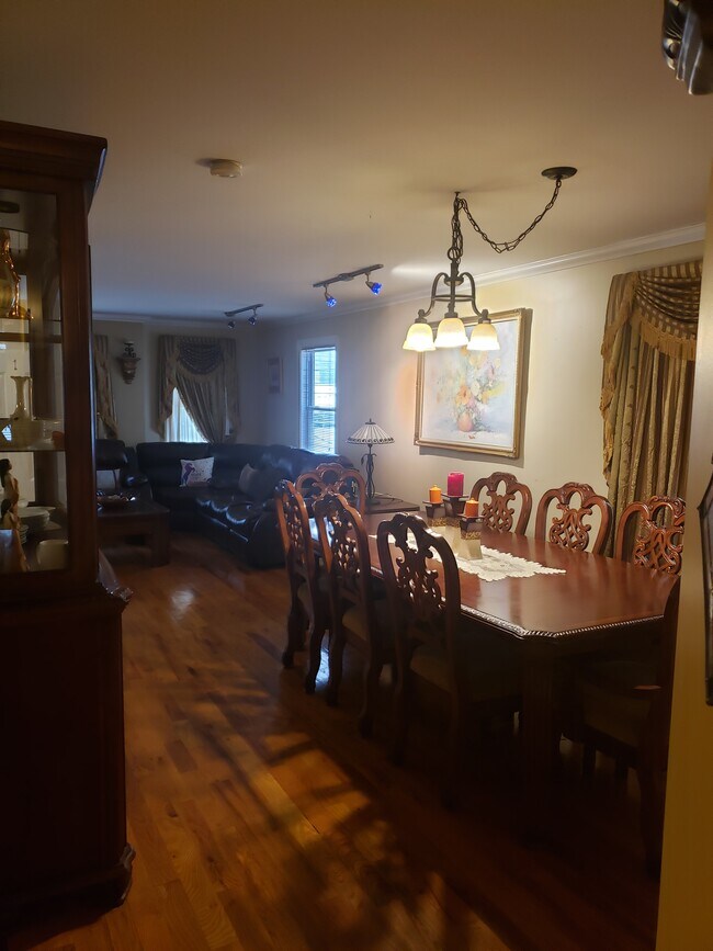 Foto del edificio - 336 Saint Pauls Ave