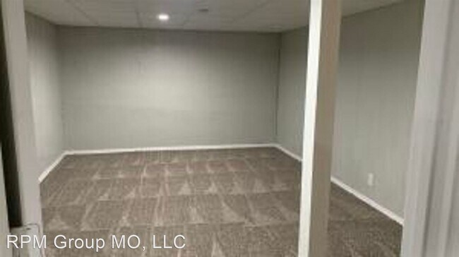 Building Photo - 7 br, 3 bath House - 4516 S Holiday Avenue