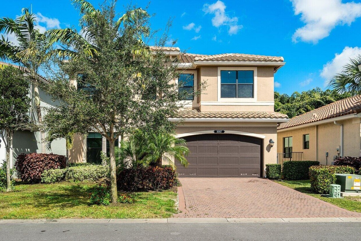 Foto principal - 8087 Fire Opal Ln