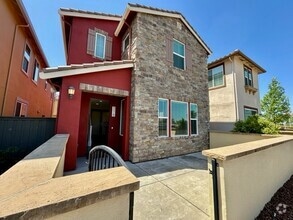Building Photo - 116 Naples Pl