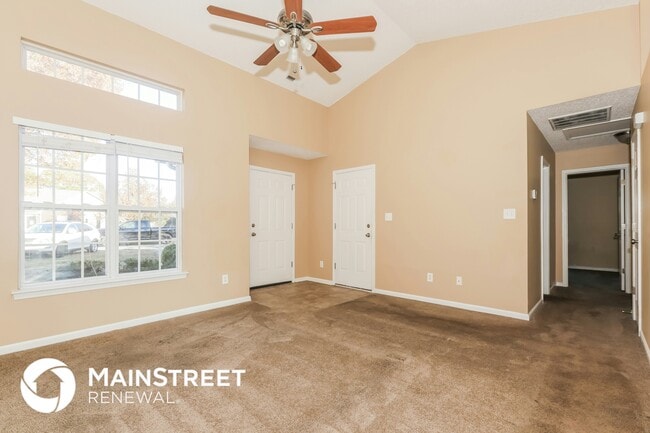 Building Photo - 4105 Runaway Cir