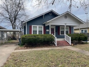 Building Photo - 540 S Yorktown Ave