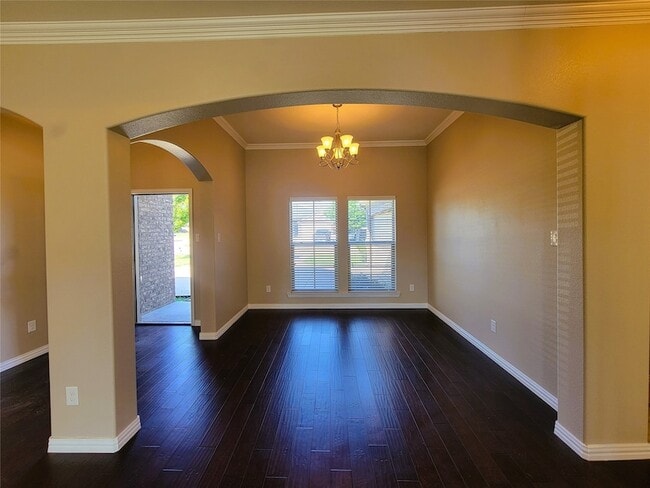 Building Photo - 621 Marybeth Dr