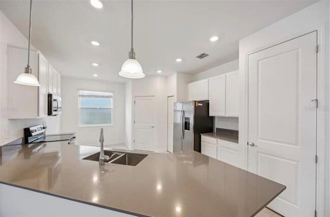 Foto del edificio - 4270 Eastminster Rd