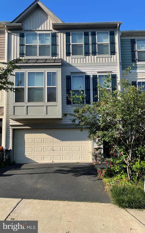 Foto principal - 42741 Ogilvie Square
