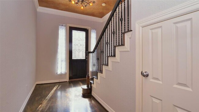 Building Photo - 3210 Holly Meadow Dr