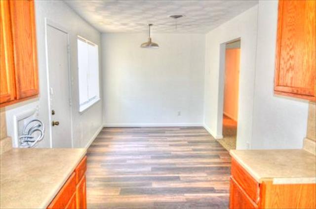 Building Photo - 4822 Bedford Dr