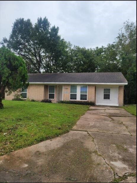 Foto principal - 5530 Elm Spring Dr