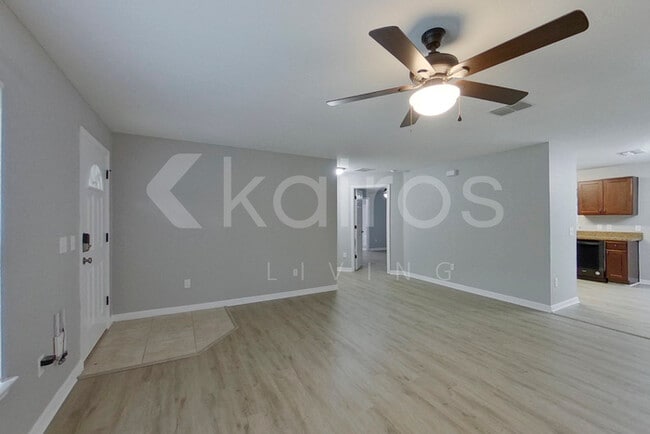 Building Photo - 13719 Southwest 89th Circle