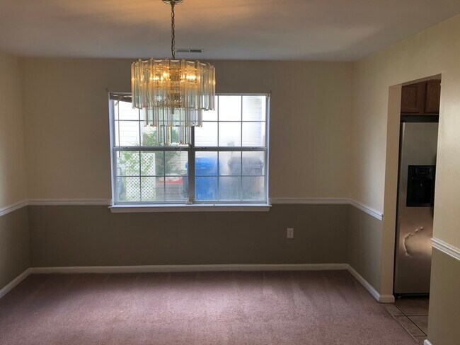 Building Photo - 1505 Stalls Way