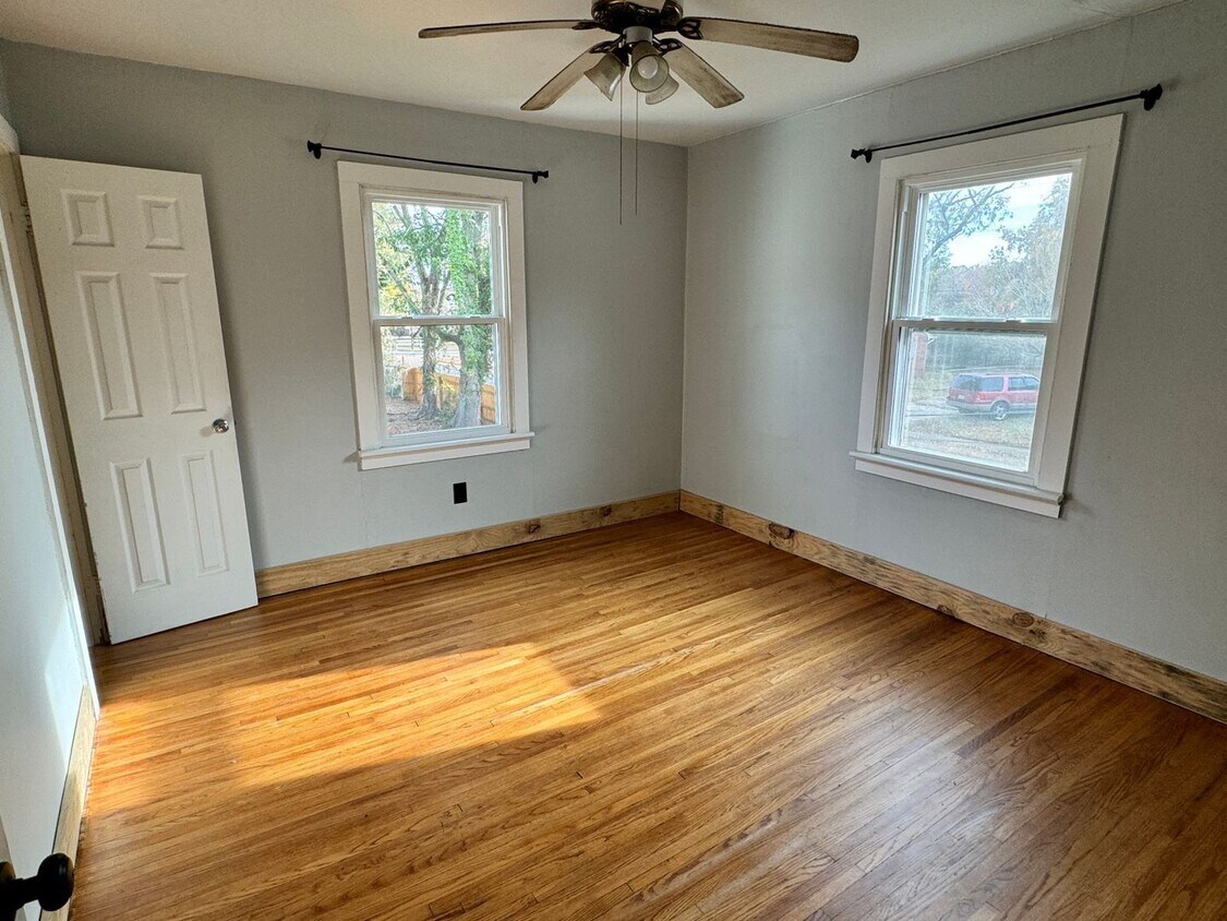 507 Ryland St Unit 509 B, Franklin, VA 23851 Room for Rent in