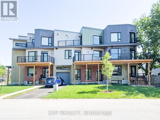 Photo du bâtiment - 25 Fair Oaks Crescent