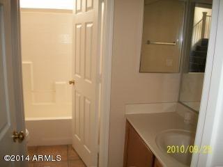 Foto del edificio - 2905 E Liberty Ln