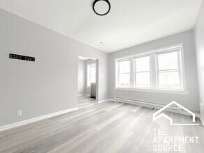 Building Photo - 6228 S Western Ave