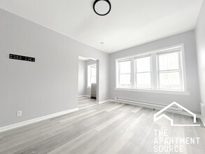 Building Photo - 6228 S Western Ave