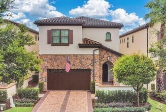 Building Photo - 8311 Via Vittoria Way