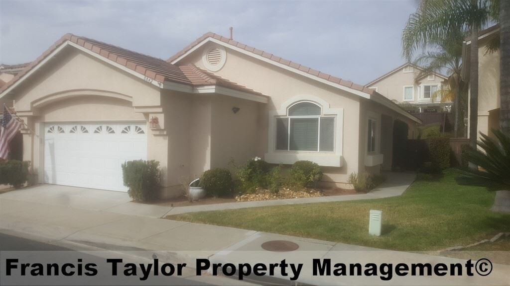 Primary Photo - 3 br, 2 bath House - 8842 Tobira