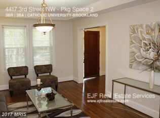 Foto del edificio - 4417 3rd St NW