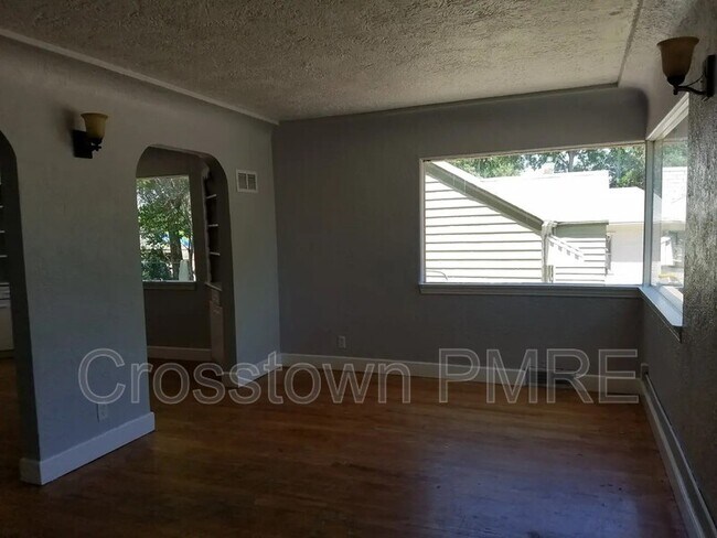 Foto del edificio - 1621 6th Ave