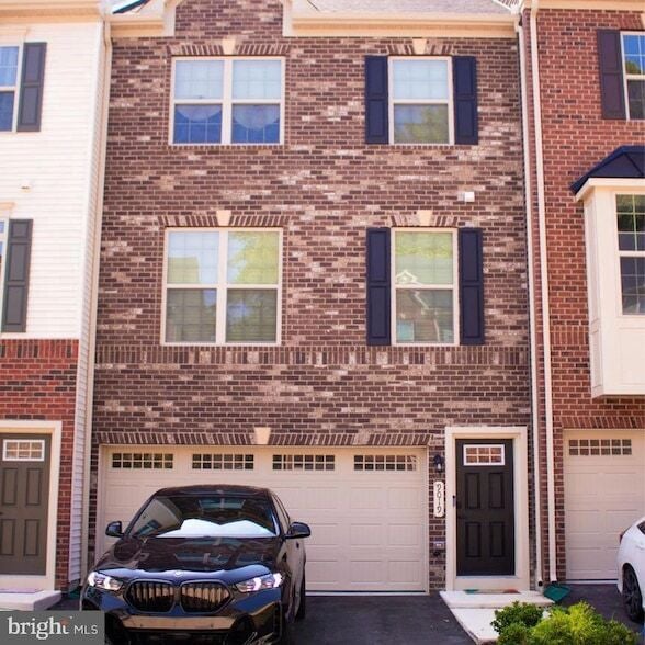 Photo - 9019 Belinda Blvd Townhome