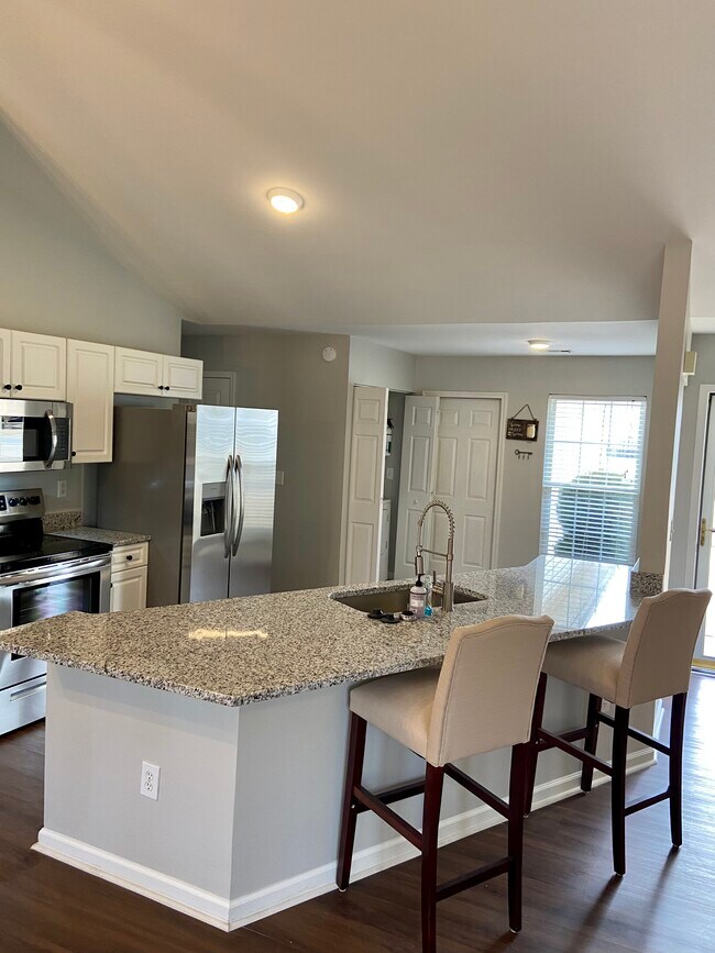 Foto del edificio - 400 Canvasback Way