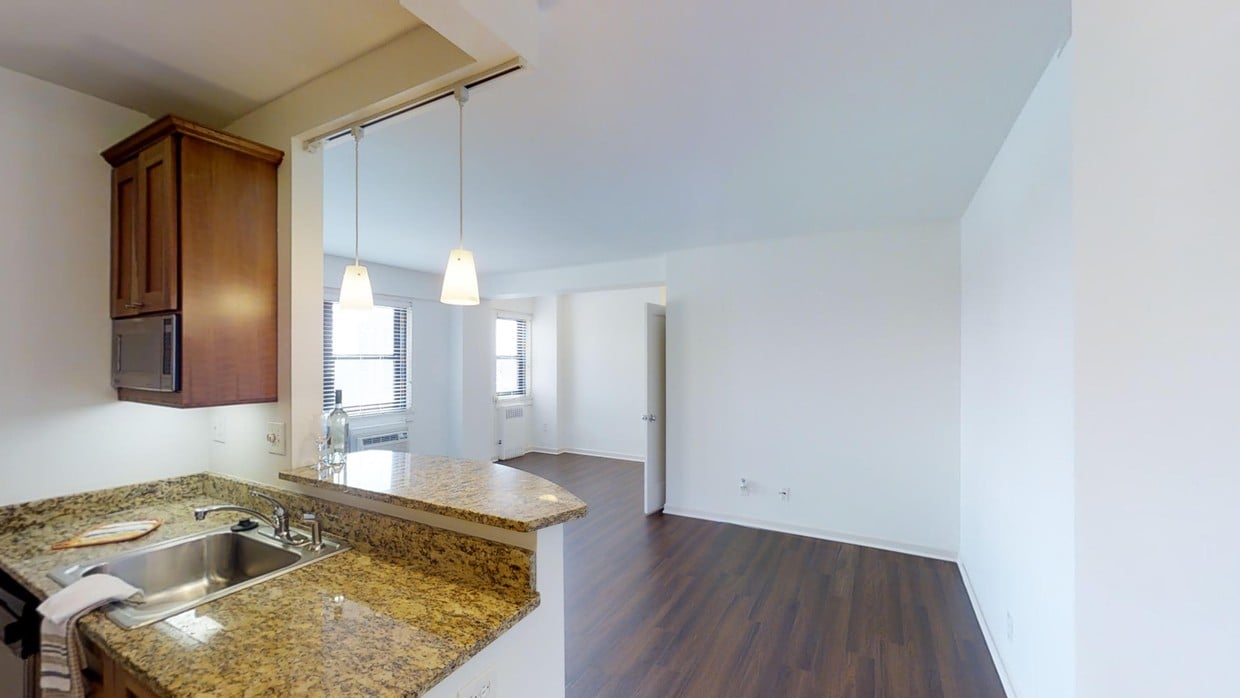 Photo - Parc Frontenac Apartments