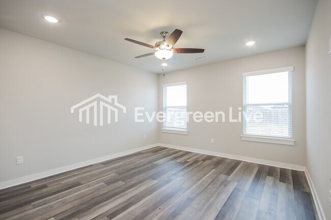 Foto del edificio - 341 N Mojave St