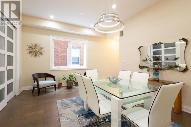Building Photo - 35A Broadview Ave